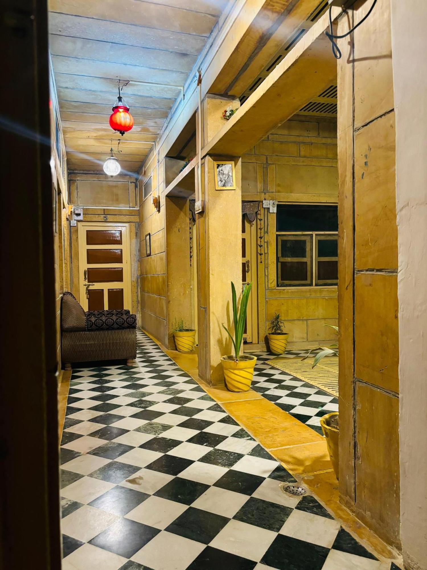โรงแรมเรนูกา ไจซัลเมอร์ ภายนอก รูปภาพ